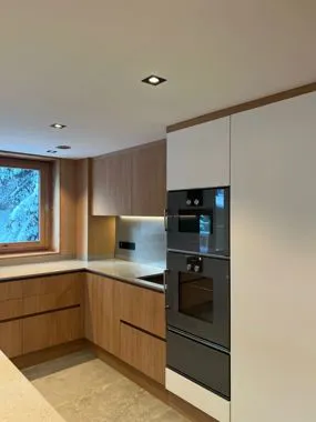 Angolo con Colonne forno e microonde