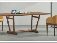 Tavolo in legno modello Woodbridge